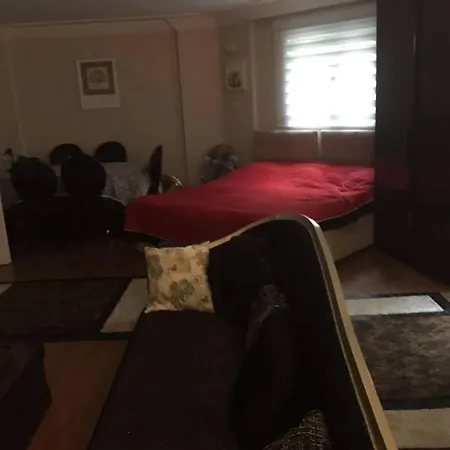 Private With An Awesome Sea View In Istanbul